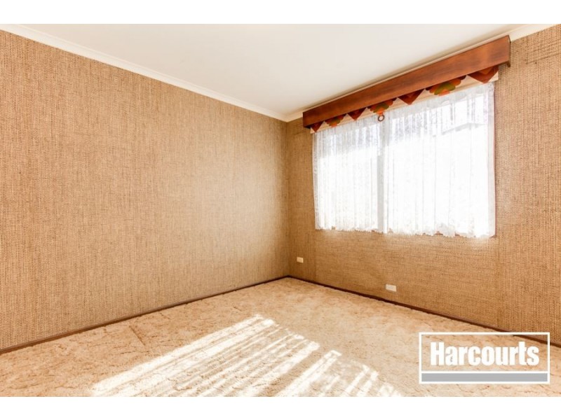 8 Bunurong Place, Cranbourne VIC 3977