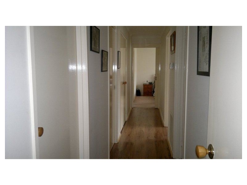 12 Sharne Court, Cranbourne North VIC 3977