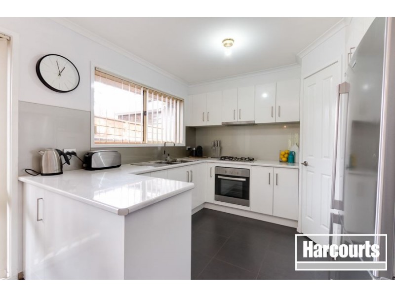 19 Gull Way, Narre Warren South VIC 3805