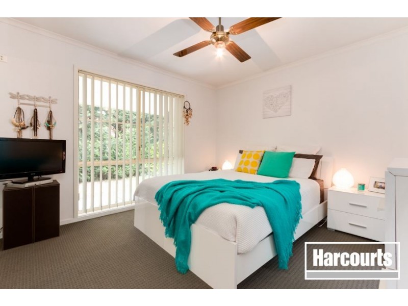 19 Gull Way, Narre Warren South VIC 3805