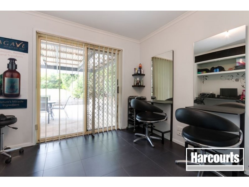 19 Gull Way, Narre Warren South VIC 3805