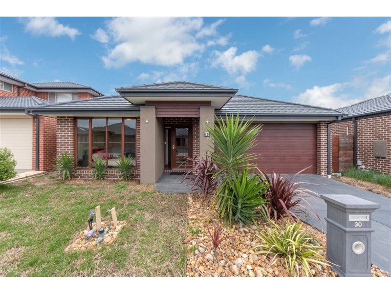 30 Falabela Road, Clyde North VIC 3978
