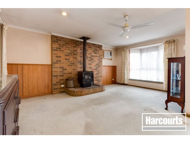 3 Circle Drive North, Cranbourne VIC 3977