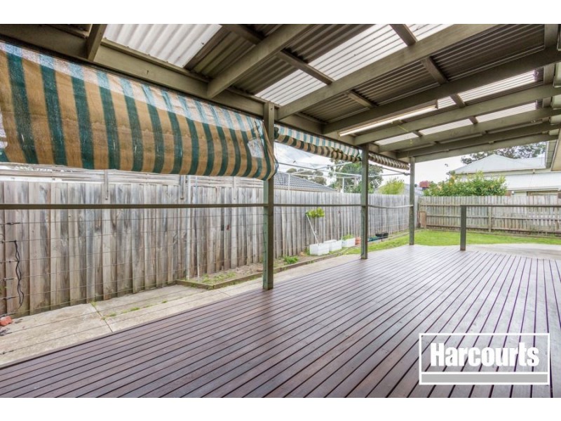 2/31 Bowen Street, Cranbourne VIC 3977