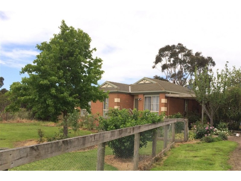 104 Coster Road, Modella VIC 3816