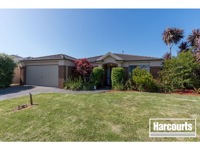 42 Hunt Club Boulevard, Cranbourne East VIC 3977