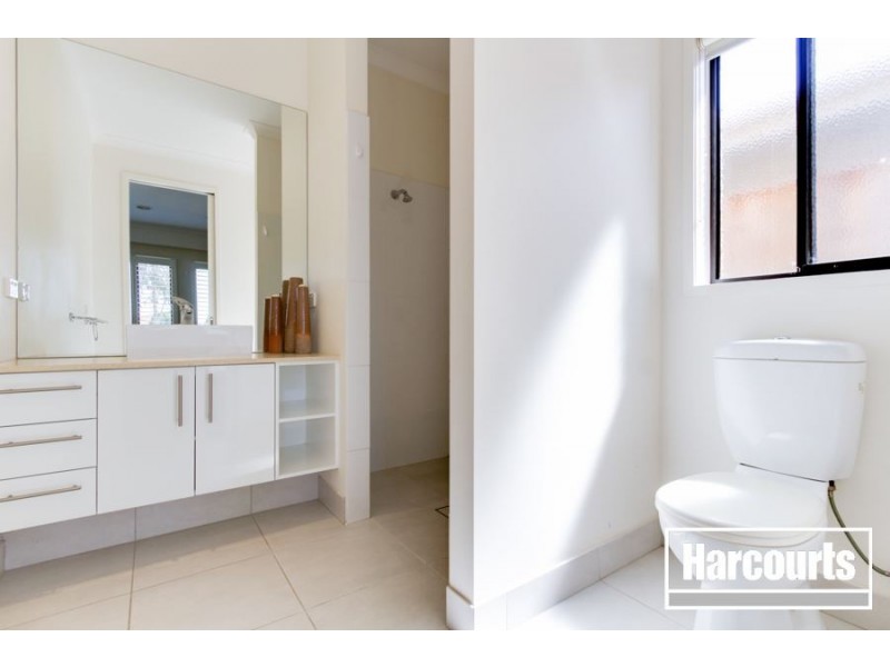 18 Waterbury Street, Cranbourne VIC 3977