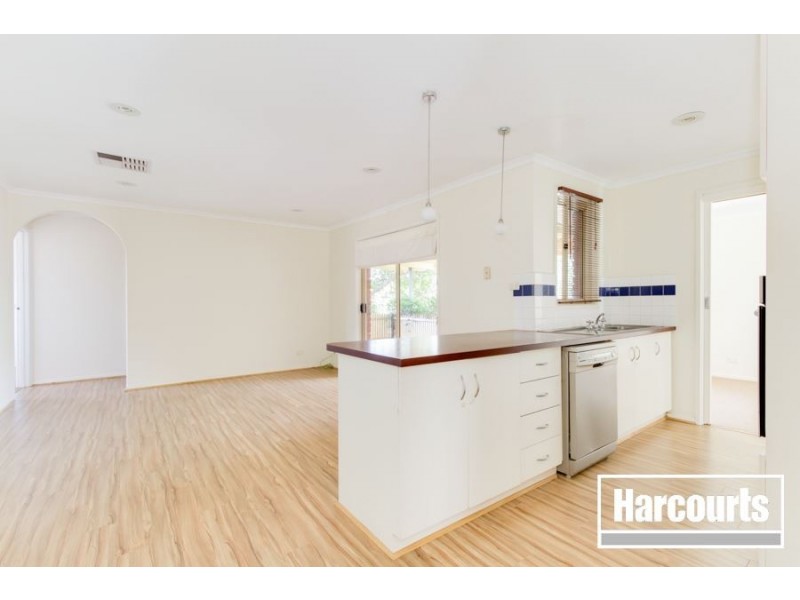 10 Maryn Close, Berwick VIC 3806