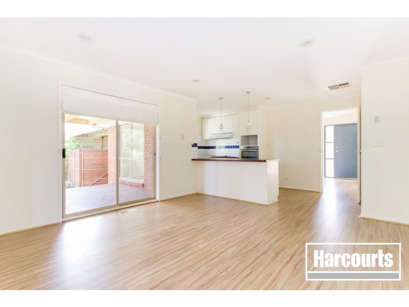 10 Maryn Close, Berwick VIC 3806