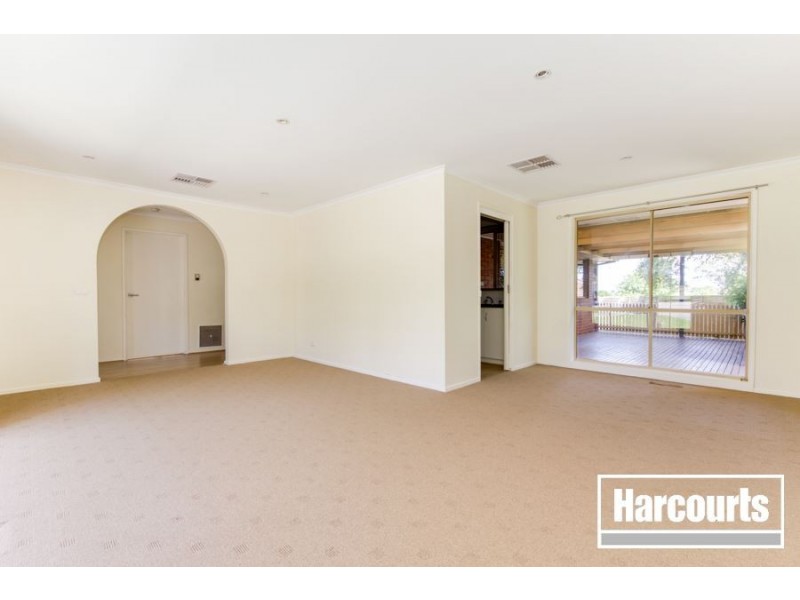 10 Maryn Close, Berwick VIC 3806