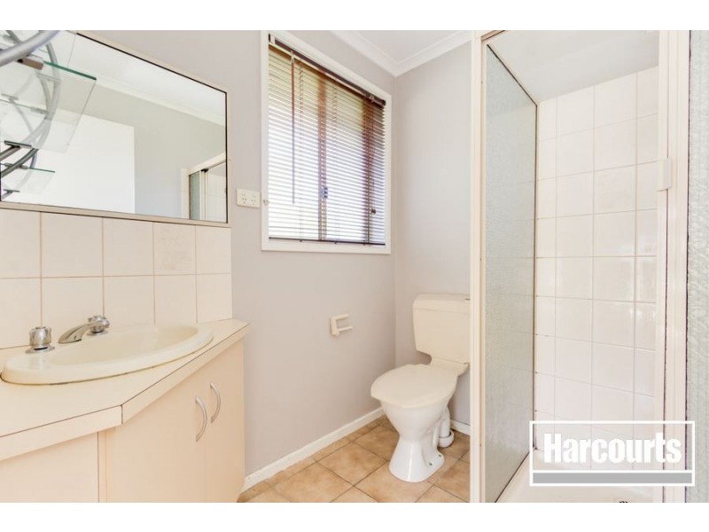 10 Maryn Close, Berwick VIC 3806