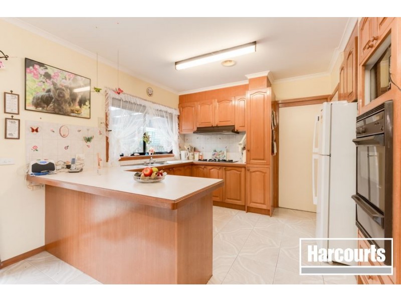 81 Courtenay Avenue, Cranbourne North VIC 3977