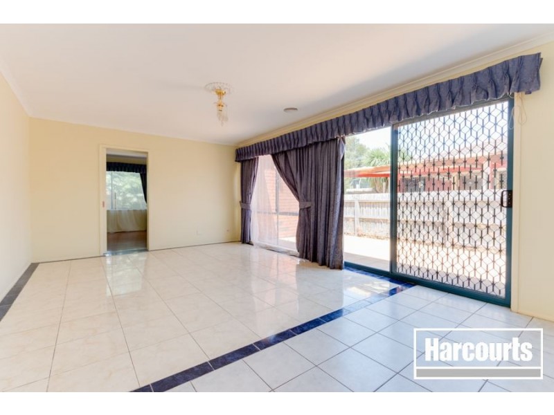 3 Mariner Close, Cranbourne North VIC 3977