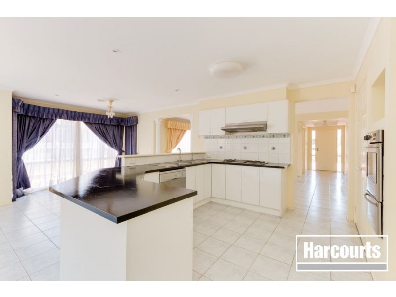 3 Mariner Close, Cranbourne North VIC 3977