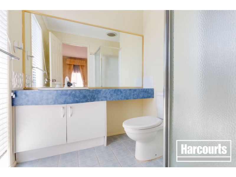 3 Mariner Close, Cranbourne North VIC 3977