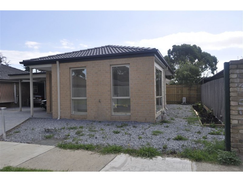 1a Virginia Street, Cranbourne VIC 3977