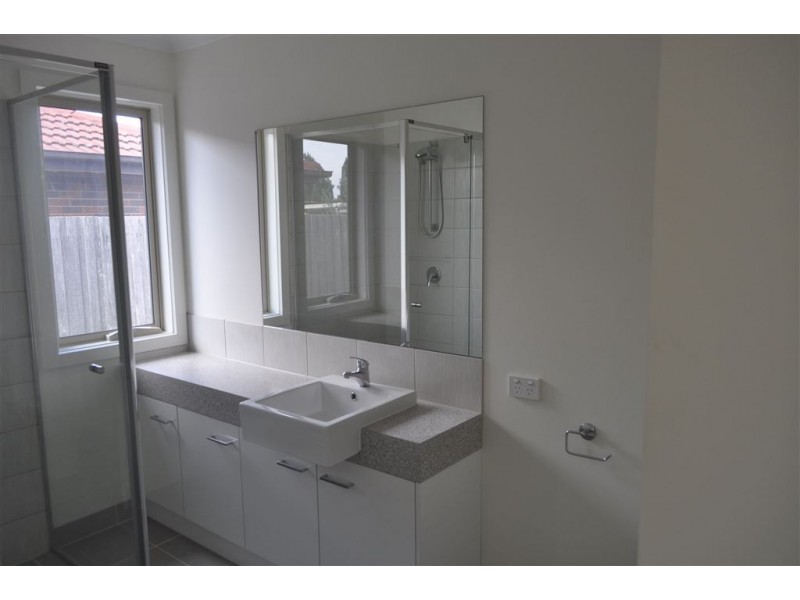 1a Virginia Street, Cranbourne VIC 3977