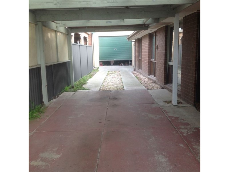 10 Arleon Crescent, Cranbourne VIC 3977