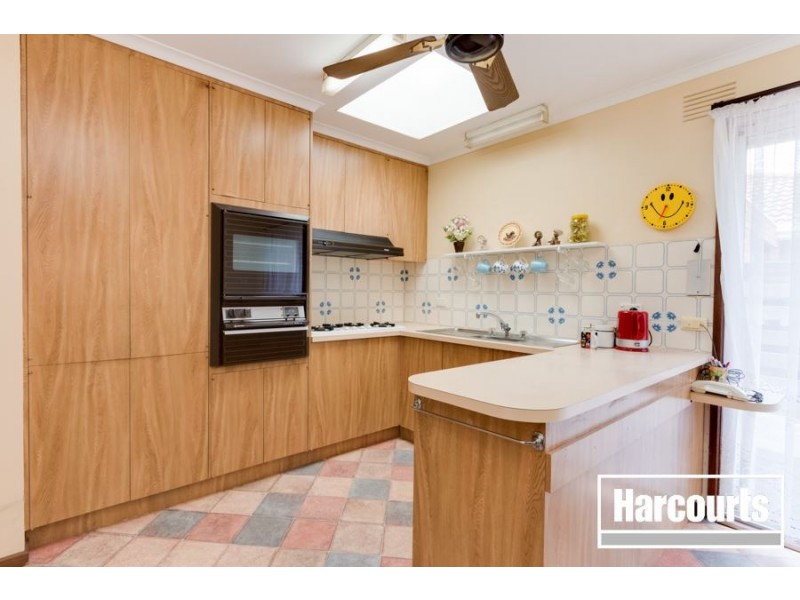 1/8 Lyall Street, Cranbourne VIC 3977