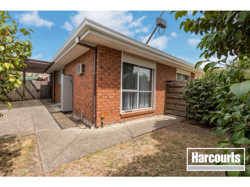 1/8 Lyall Street, Cranbourne VIC 3977