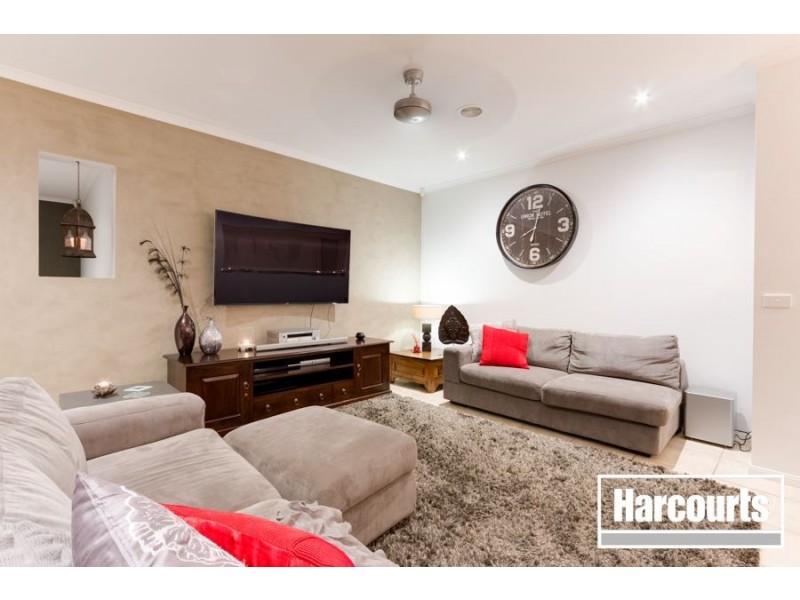 25 Napier Way, Narre Warren South VIC 3805