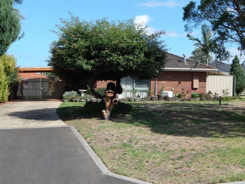 2 Haydon Court, Cranbourne VIC 3977
