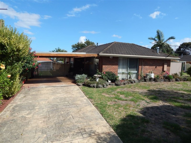 2 Haydon Court, Cranbourne VIC 3977