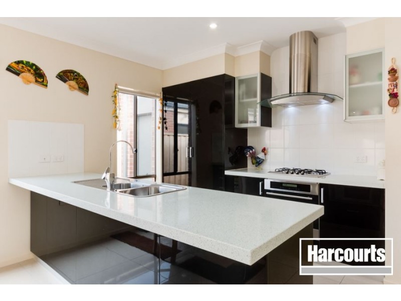 25 Paxford Drive, Cranbourne North VIC 3977