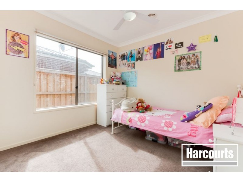 25 Paxford Drive, Cranbourne North VIC 3977