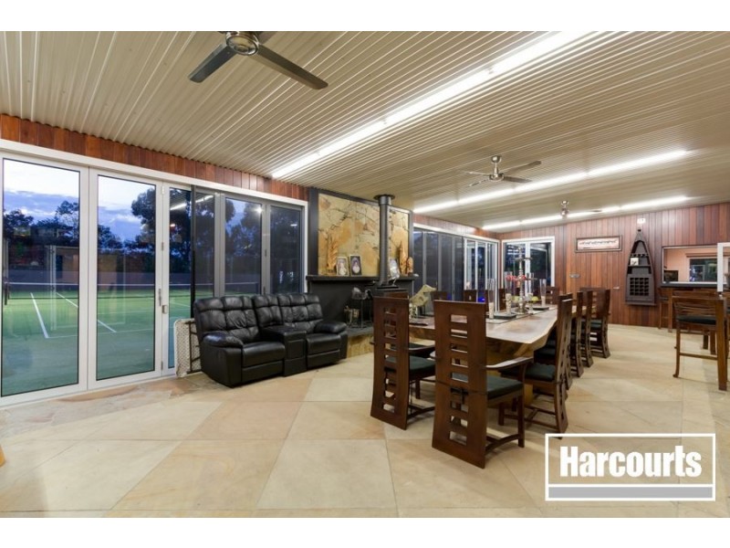 390 Yallambee Road, Clyde VIC 3978