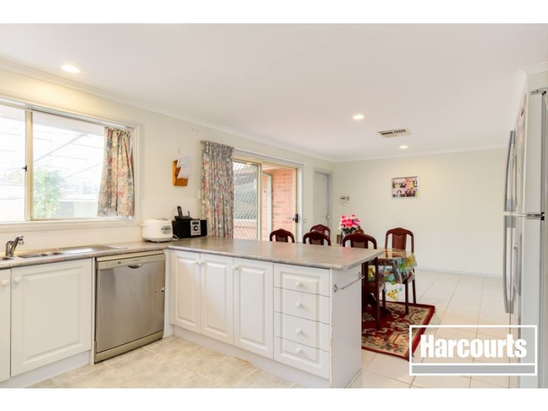 42 Harold Keys Drive, Narre Warren South VIC 3805