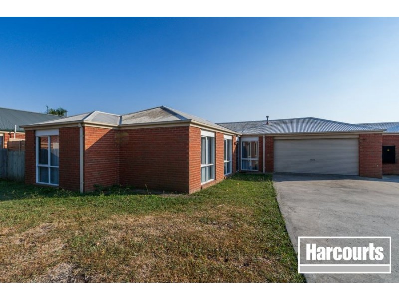 21 McGuigan Drive, Cranbourne VIC 3977