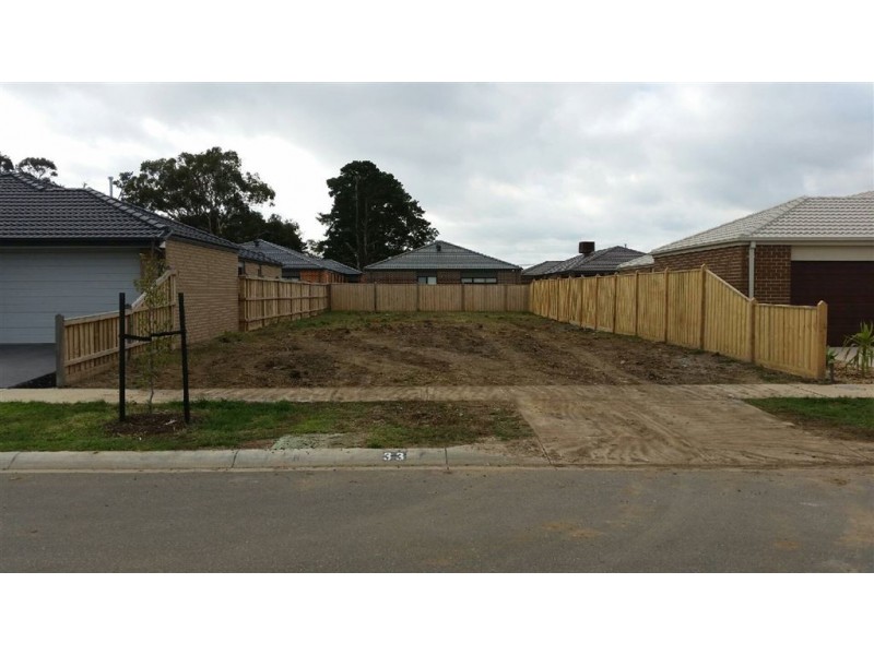 33 Barwon Street, Clyde North VIC 3978