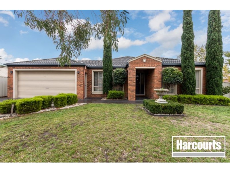 13 Cromwell Lane, Cranbourne East VIC 3977