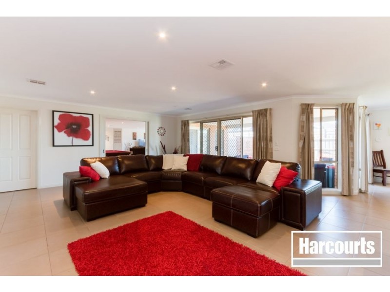 5 Walmac Close, Tooradin VIC 3980