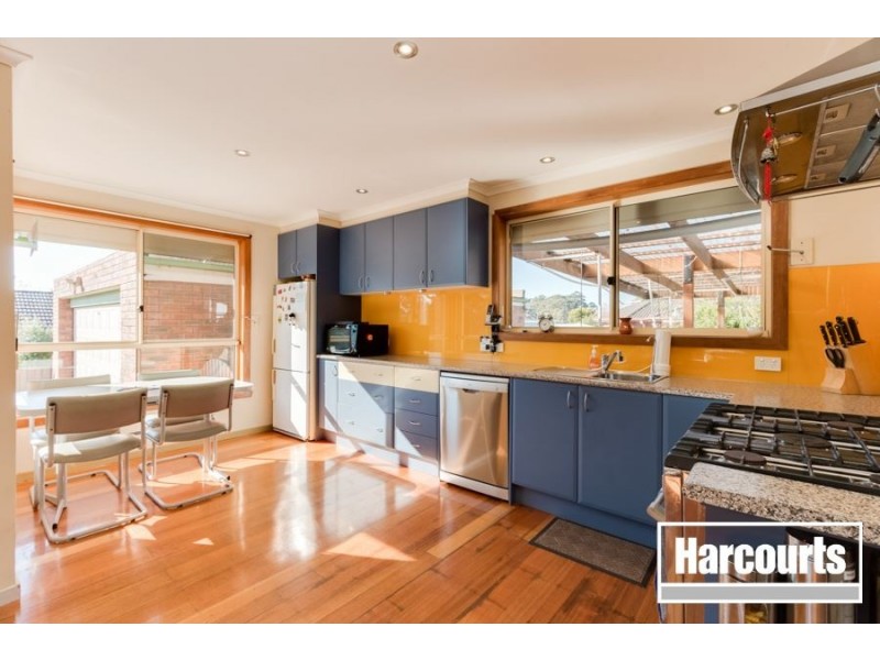 9 Banks Road, Cranbourne VIC 3977