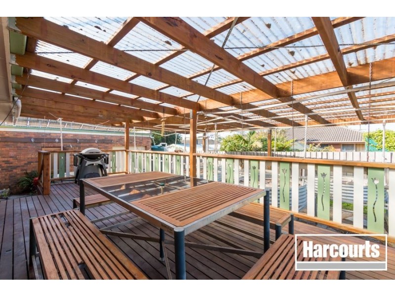 9 Banks Road, Cranbourne VIC 3977