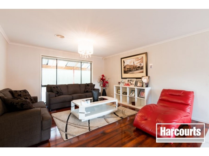 35 Briarcrest Drive, Cranbourne East VIC 3977