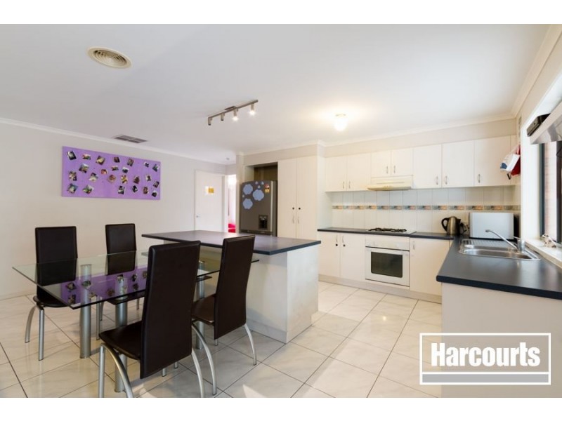 35 Briarcrest Drive, Cranbourne East VIC 3977