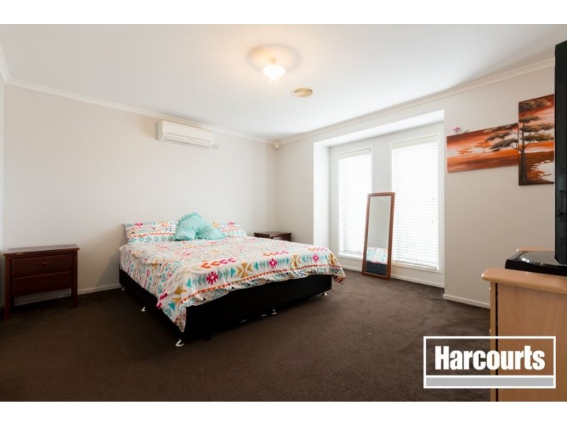 35 Briarcrest Drive, Cranbourne East VIC 3977