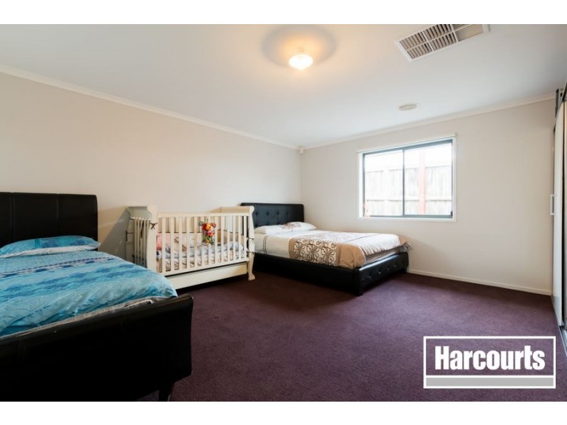 35 Briarcrest Drive, Cranbourne East VIC 3977