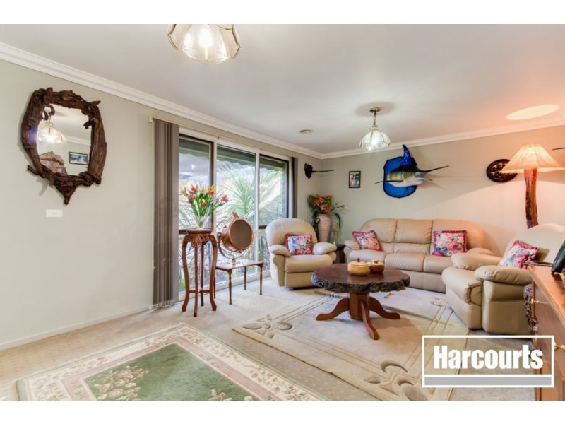 14 Phillip Court, Cranbourne North VIC 3977