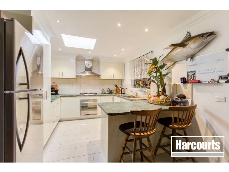 14 Phillip Court, Cranbourne North VIC 3977