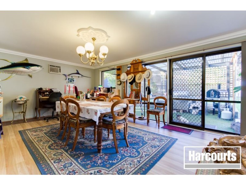 14 Phillip Court, Cranbourne North VIC 3977