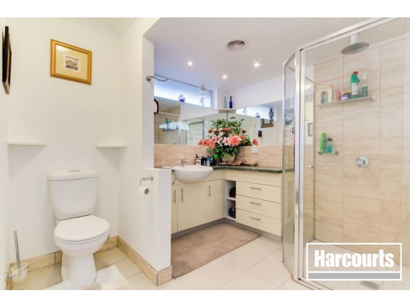 14 Phillip Court, Cranbourne North VIC 3977