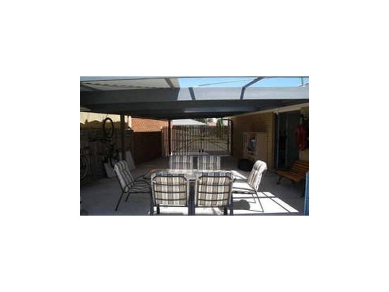 8 Mingay Place, Cranbourne West VIC 3977