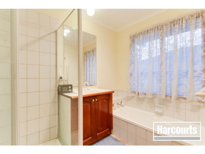 1 Bill Place, Hampton Park VIC 3976