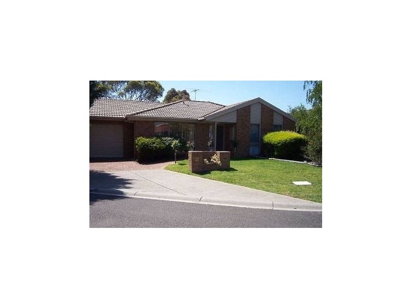 7 Stone Court, Cranbourne North VIC 3977