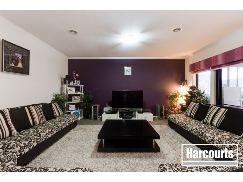 9 Rowcroft Avenue, Lynbrook VIC 3975