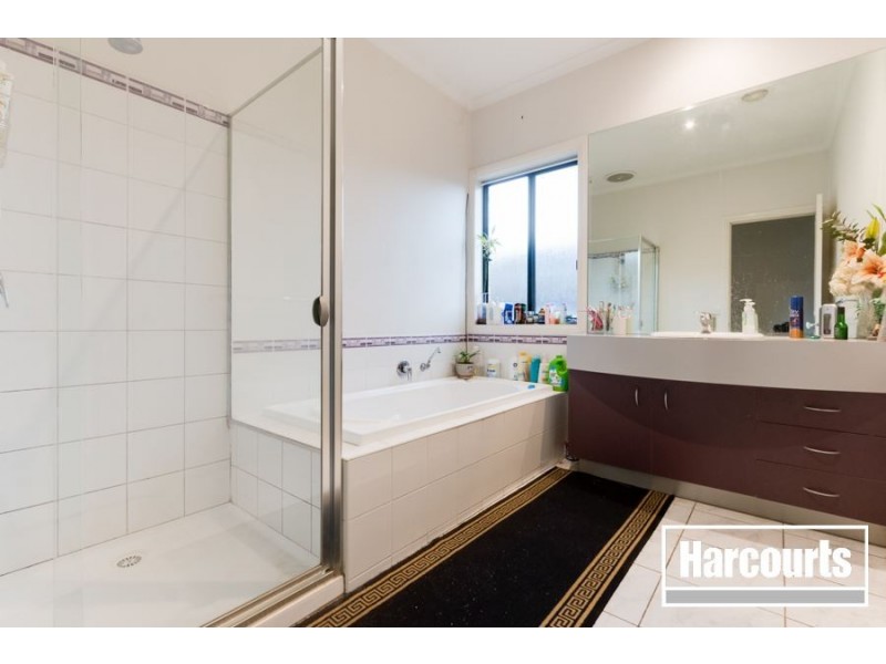 9 Rowcroft Avenue, Lynbrook VIC 3975